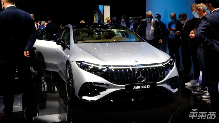 奔驰EQS因火灾隐患在美召回24辆，此前曾因车机系统发起召回