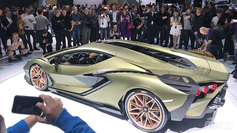 BBA秀電動車、自主車企不甘示弱！“汽車工業(yè)奧運會”的電動化變革