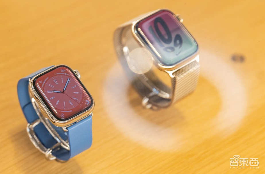 苹果血糖监测重大进展!乔布斯亲自拍板,数百名工程师秘密研发12年