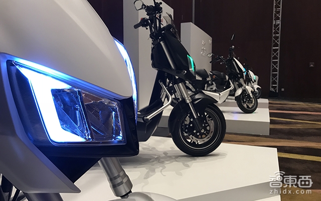 雅迪推电动摩托车新品Z3s 加快向智能化转型