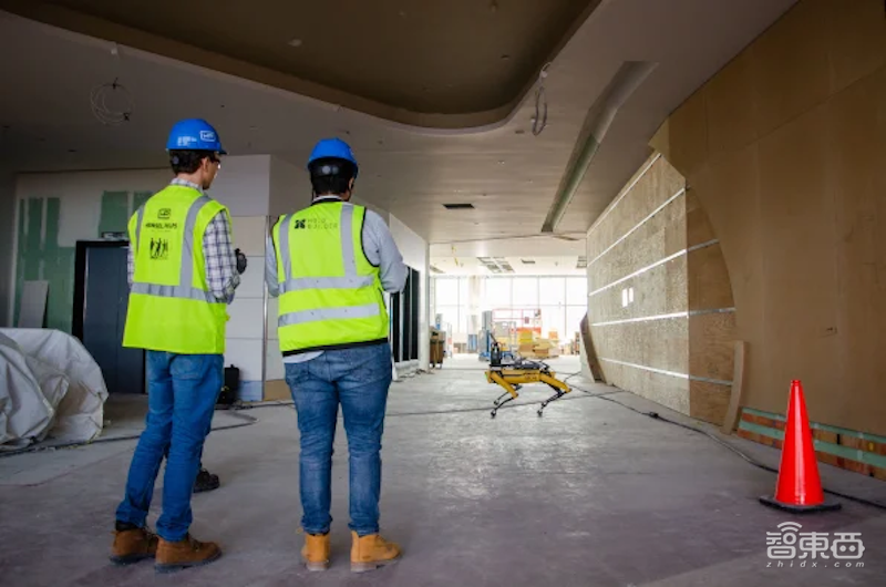 波士顿动力Spot首个买家秀!担任工地巡检员,每天完成人类一周工作量