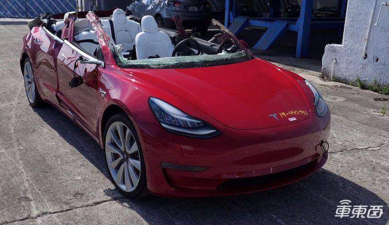 特斯拉在台湾撞上侧翻货车 L2级自动驾驶未反应