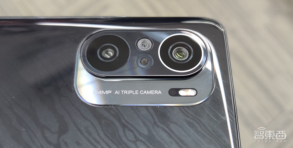 Redmi K40 Pro首发体验：E4屏显示效果到底怎么样，“火龙888”能压住吗？