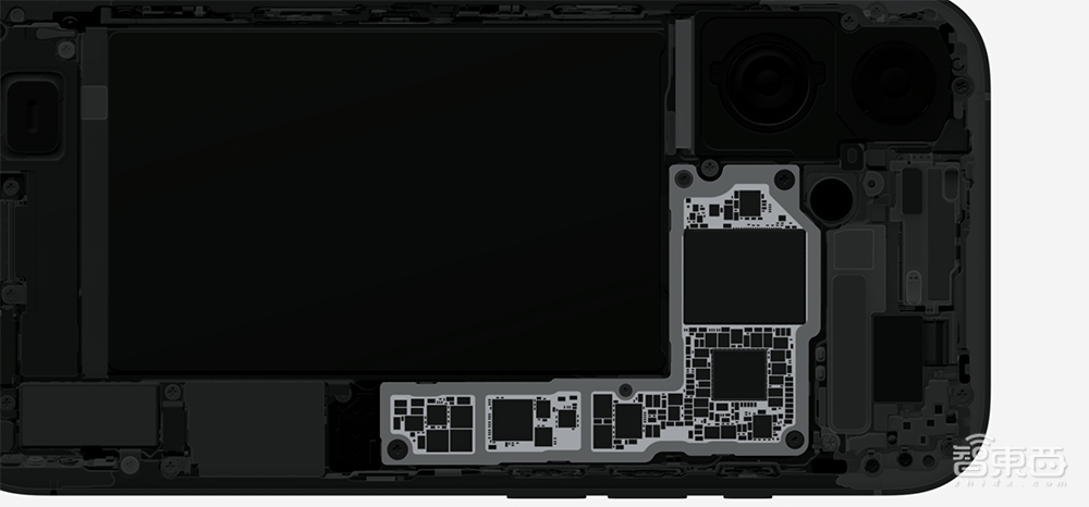 苹果深夜四颗芯片炸场!最强3nm问世,最便宜iPhone 16也能用