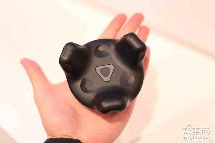 不是手柄! HTC发布2款VR小配件, 网友:这是个啥?