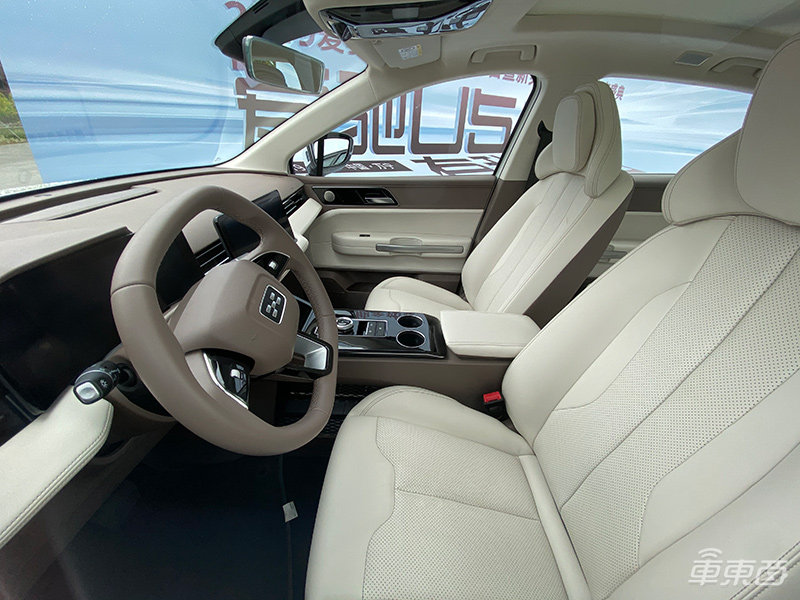 爱驰U5上市19.7万开卖 CTO首次回应欧洲碰撞测试3星问题