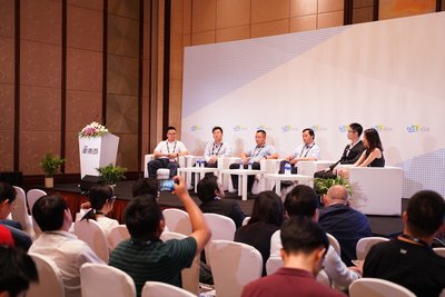 五個問題靈魂拷問智能座艙未來！堆屏幕上安卓靠譜嗎？