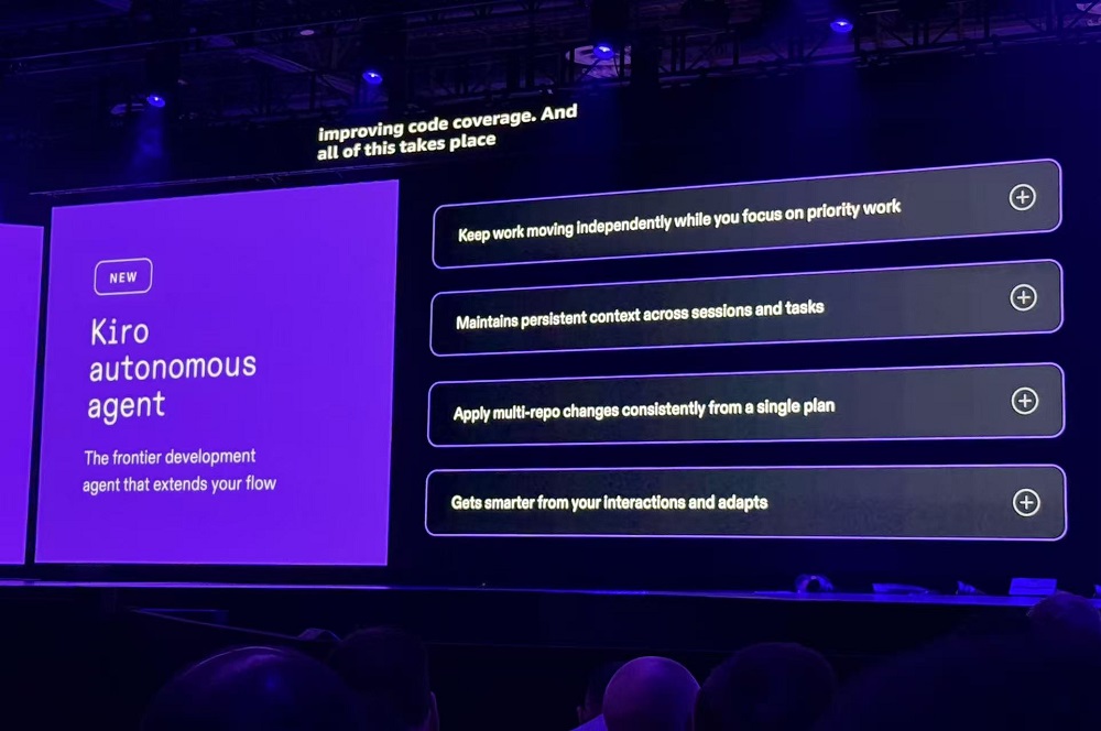 亚马逊杀疯了！连甩十大重磅发布，揭Agent大招、自研芯进展