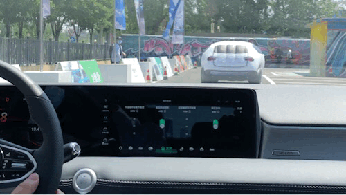 哪吒U上路实测 二线新造车里为何哪吒卖的最好?