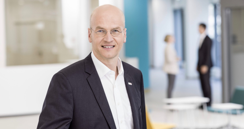 博世高管拉响警报！汽车半导体供应链已失效