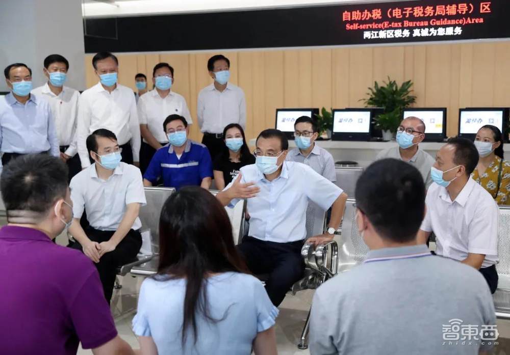 总理点赞，国务院发文！一网通办到底多好用？真实现状起底