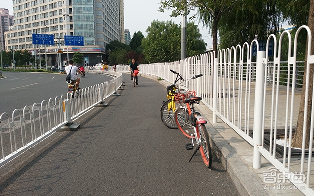 深度调查:尴尬的共享单车电子围栏 推行三月无人识