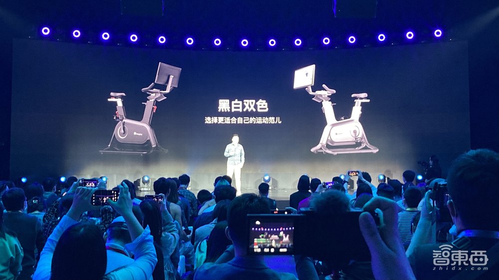 Keep两大新品出炉!双屏动感单车自动配速,99元智能手环真香?