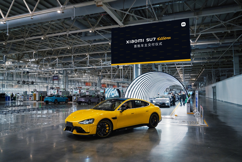 卢伟冰：小米汽车不设盈利时间表，2027年正式出海