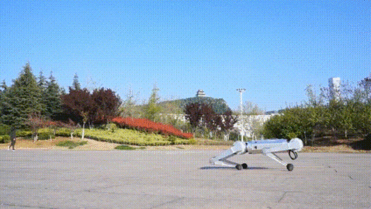 独家对话众擎机器人创始人赵同阳，小鹏鹏行总裁再创业，刚拿近亿元融资