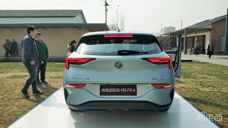 别克展示eConnect 2.0车联网技术 同系统车型可直接对话