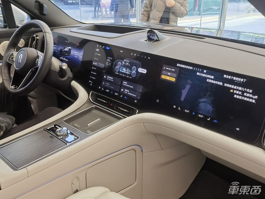 问界M9有多火？BBA车主扎堆体验，有人卖掉百万豪车选择下定