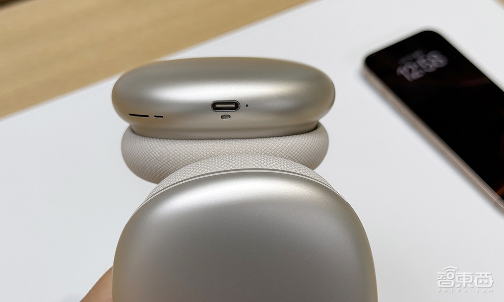 剛摸完蘋果iPhone 16系列和手表耳機(jī)新品，真機(jī)和看圖真不一樣