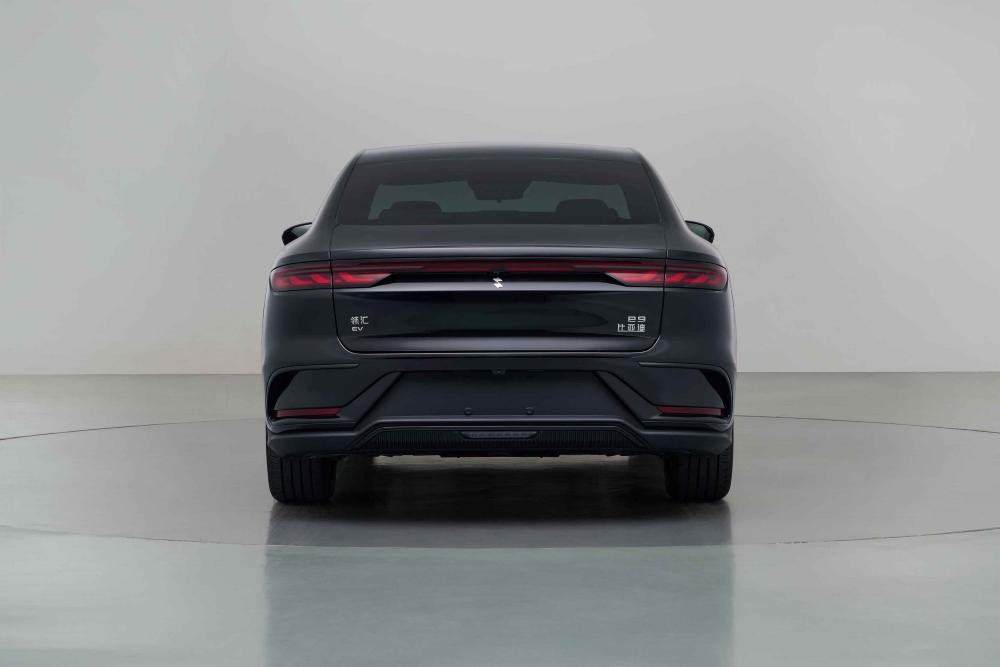 重磅新车扎堆，工信部今年首场“车展”炸裂开展！小米鸿蒙智行零跑全有新车