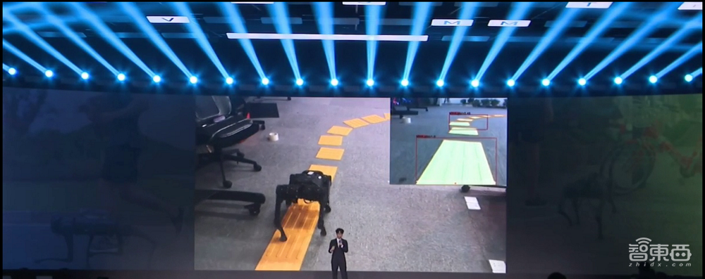 凝聚406万开发者，百度飞桨开源框架再升级！全景图新增文心大模型