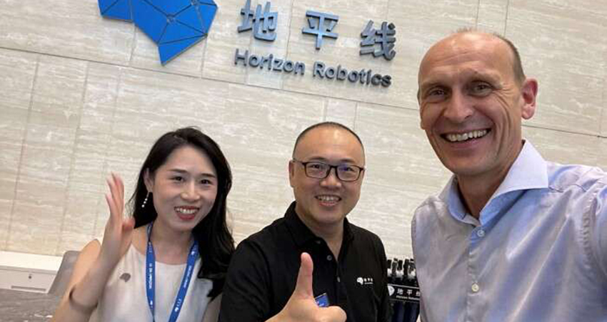 全球第二大车企联手中国芯片厂商!本月要招300人,全力攻关L2+