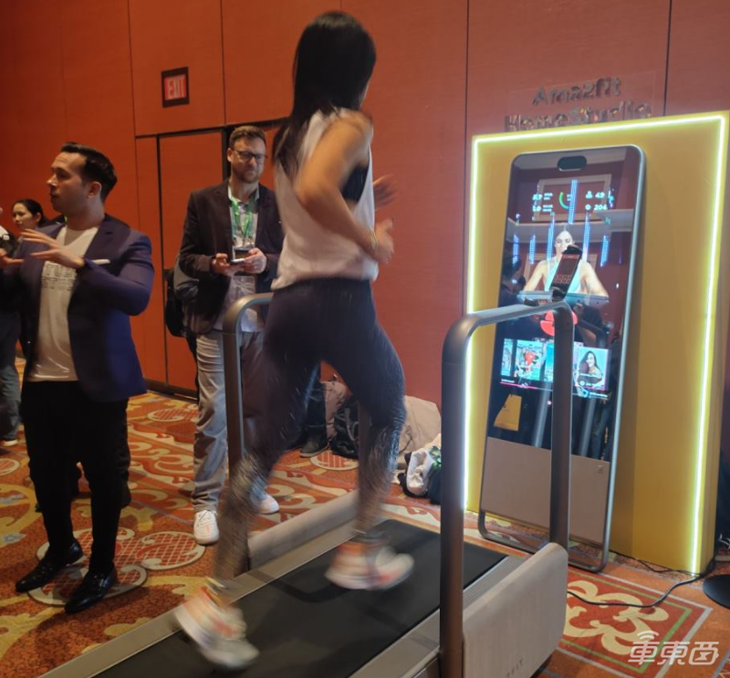 华米为什么做TWS耳机,未来家庭健身系统长什么样?走进华米CES 2020