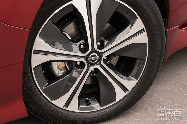 日产新Leaf试驾报告:设计大变样 Model 3迎来劲敌