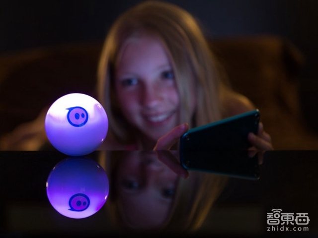 智东西晚报:小米发布会玩情怀 推红米指纹识别金属机