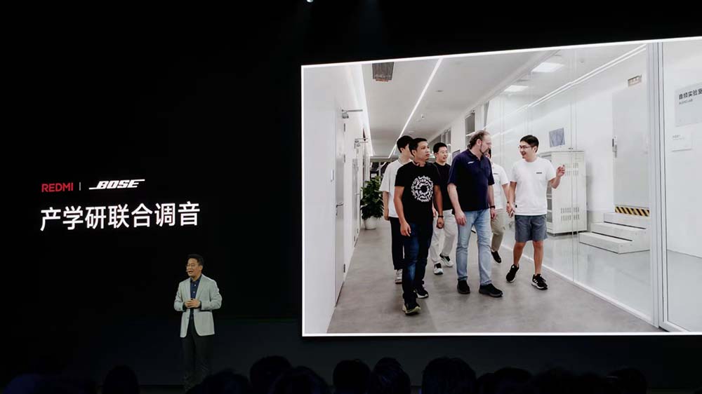 刚刚,红米“宣战”小米,陈奕迅点赞K90 Pro Max:好好听