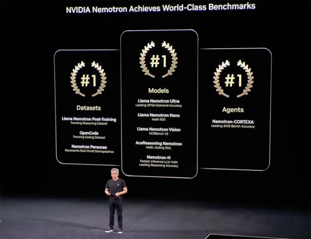 黄仁勋巴黎演讲:欧洲在建20座AI工厂,两年AI基建算力将增长10倍