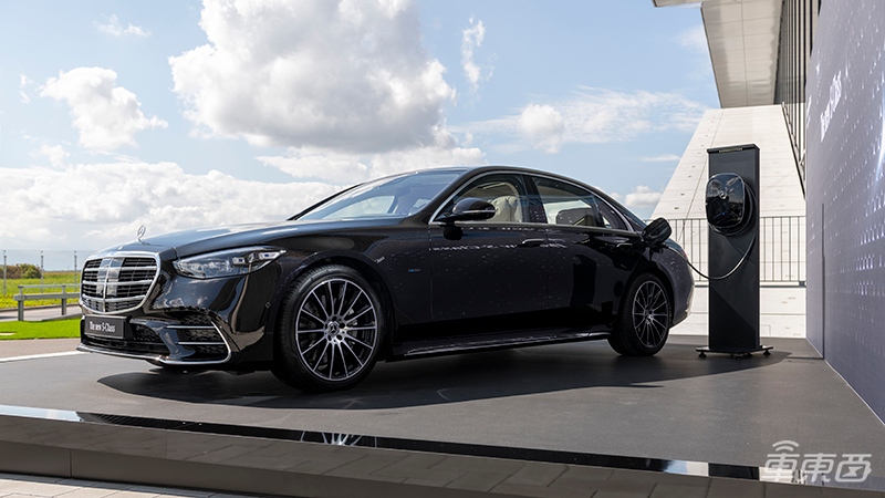 第11代奔驰S级来了!量产L4自动驾驶,豪华智能武装到牙齿