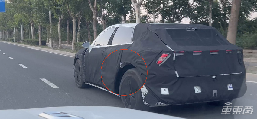 百度家的量产车曝光！逐帧解析10大关键点
