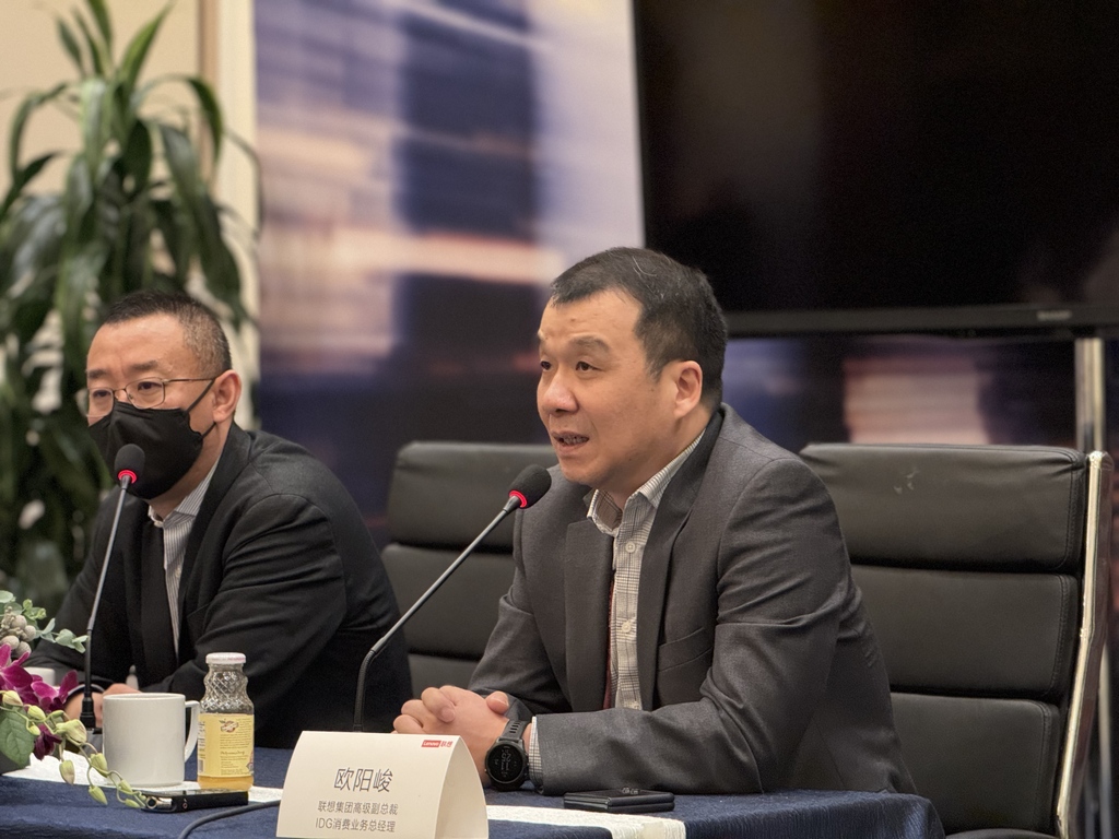 CES对话联想副总裁:4年后AI PC含量100%!“交卷”之年已来