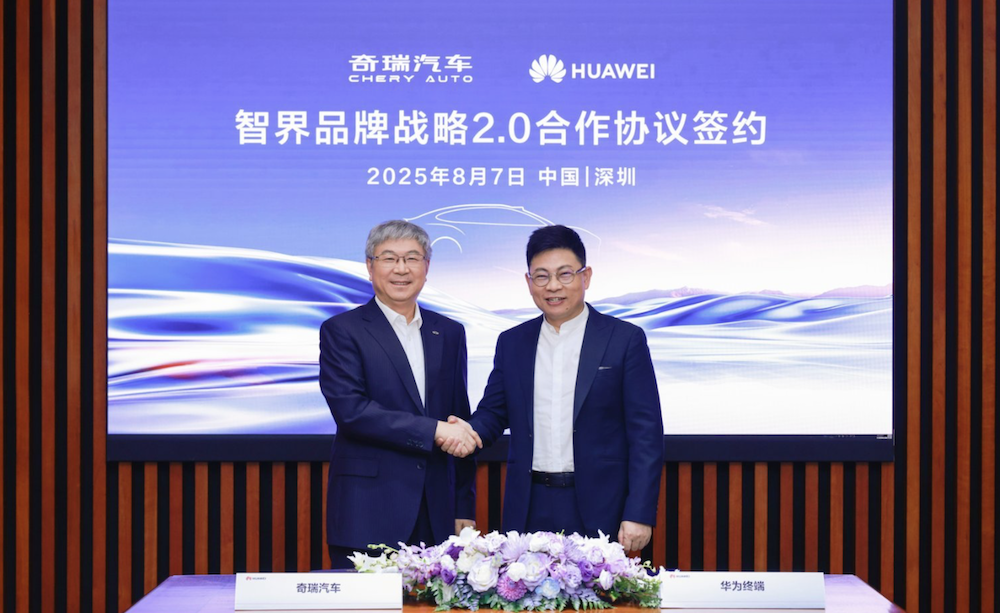 华为系新车下饺子!8大新车打满20-50万市场,余承东要给车圈上强度了