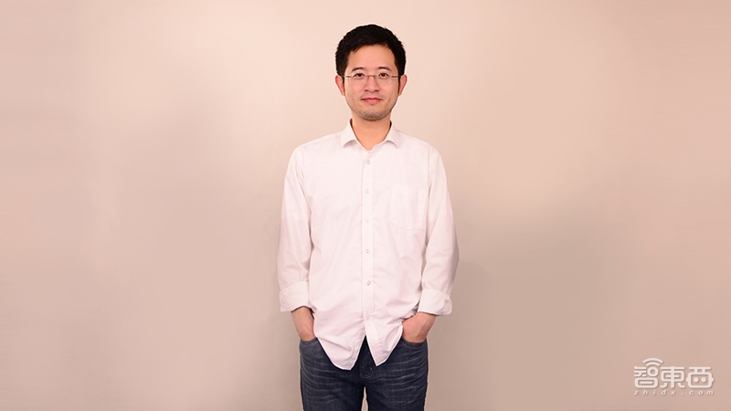 做无人车能拉货还要自己装卸货!揭秘酷哇机器人的第二战场