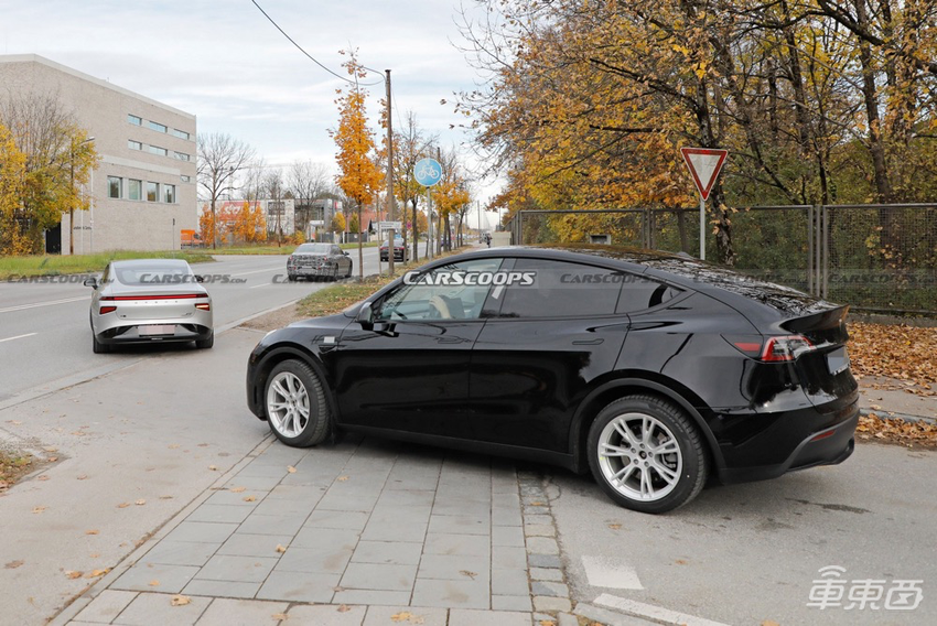 宝马i7路测曝光!小鹏P7为参考对照车型之一,将于明年推出