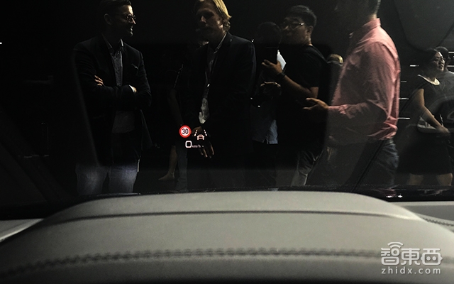 定了!奥迪纯电SUV明年国内上市 Q8刚刚全球首发