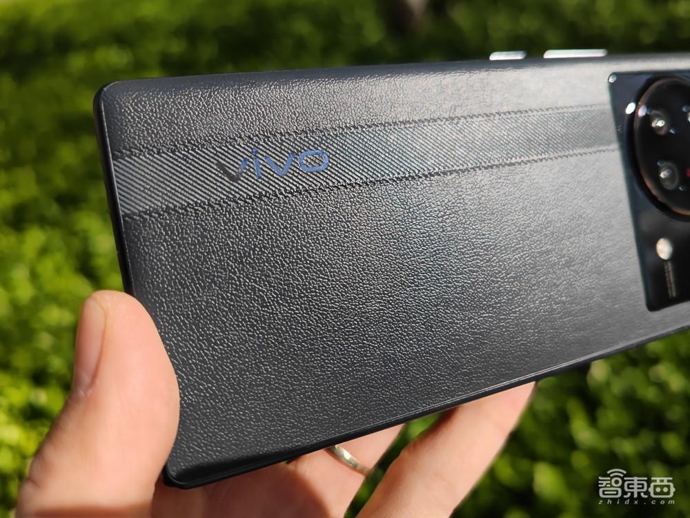 vivo X Fold折叠屏深度体验:三星华为都没做到的,vivo做到了