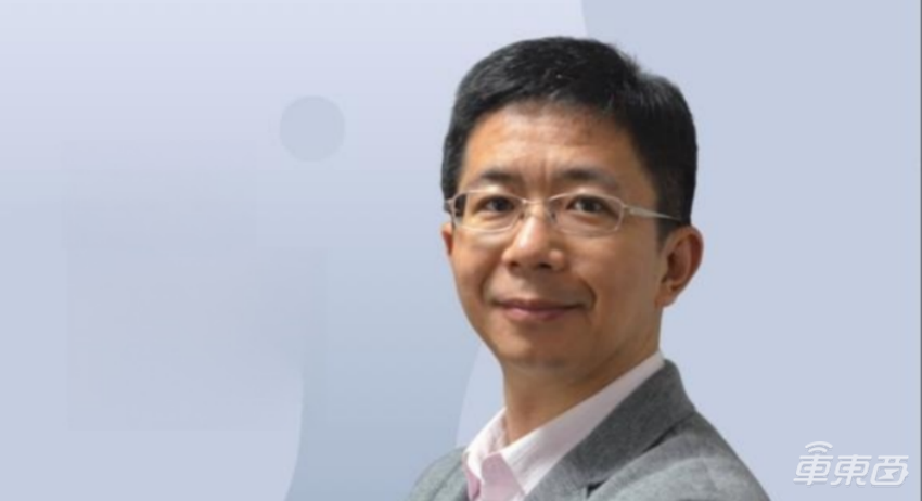 40天内8位大佬出走，车企供应商都有！自动驾驶圈“人来人往”