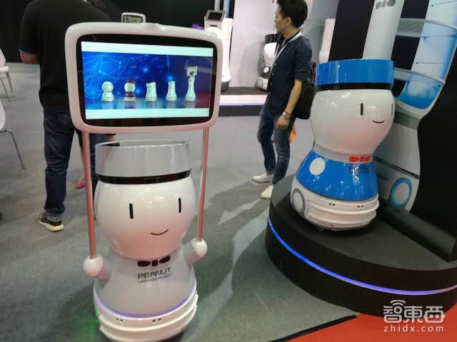 华科学霸微软出身,他却要抢服务员饭碗!