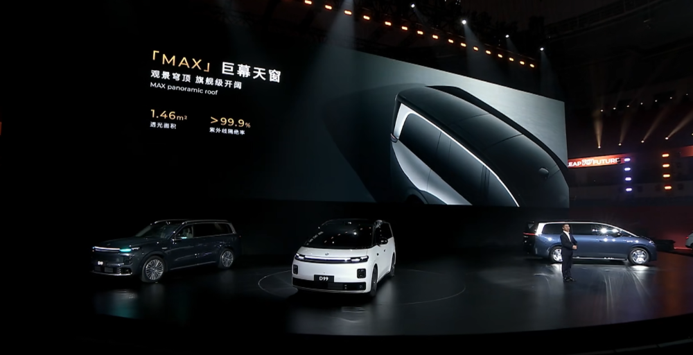 零跑首款MPV首发亮相！朱江明：下一个十年冲击400万年销