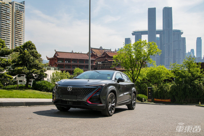 长安UNI-T上市 11.39万起售,未来支持L3级自动驾驶