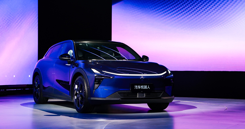 极越01起售价24.99万！落地纯视觉高阶智驾，首发量产高通8295