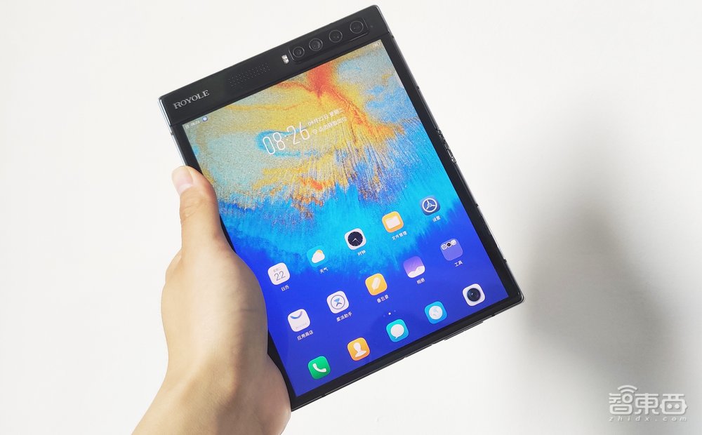 柔宇二代折叠屏手机全球首测:“无折痕”秒杀三星!弯折寿命超百万次