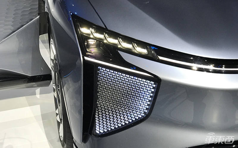 丁磊造車(chē)交卷！華人運(yùn)通首款量產(chǎn)車(chē)亮相 外形炫酷能跑600公里