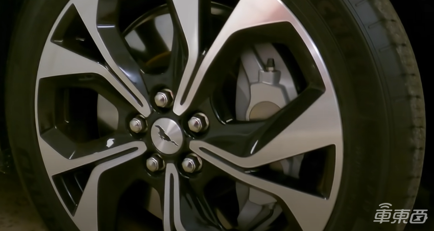 福特野马纯电SUV上市 26.5万起售，全系搭载比亚迪电池