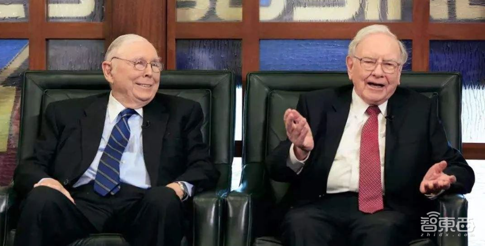 小度将发AI手机“新物种”;巴菲特将AI比作原子弹;思必驰明日上会;云从5.18发大模型丨AIGC大事日报