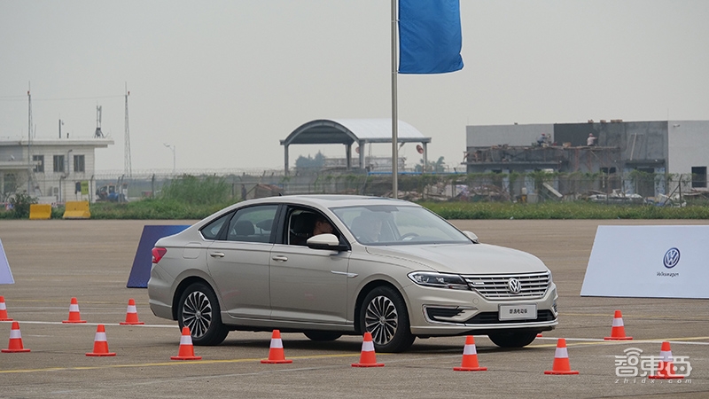 大众汽车步入电动时代！珠海试驾三款纯电新车