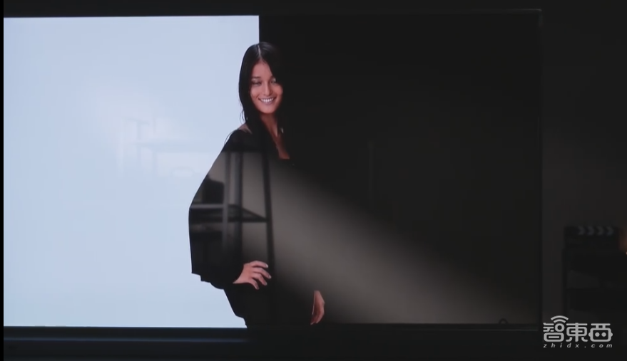 从张艺谋到雷军,谁吹爆了透明屏神话?