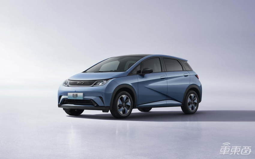 比亚迪海豚荣耀版9.98万元起！新增302KM活力版，再次冲击销量新高